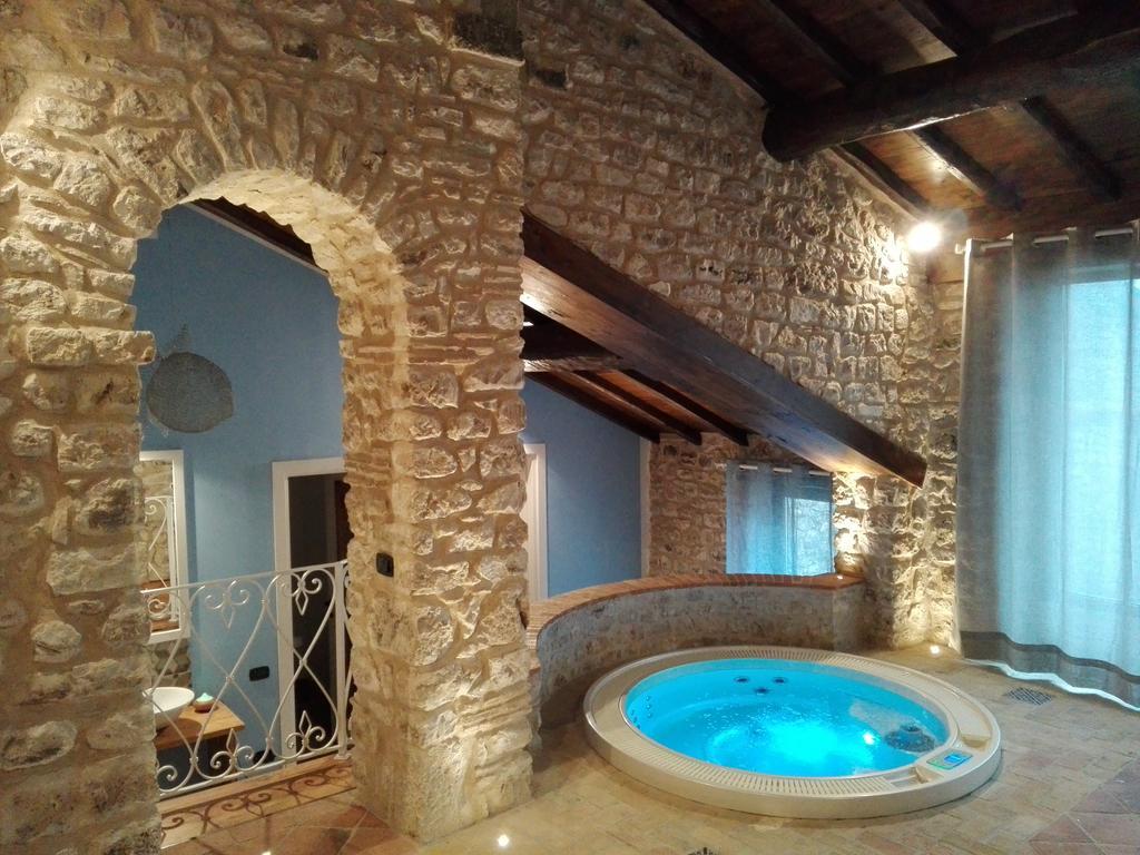 Locanda Il Falco Nero Fumone Dış mekan fotoğraf