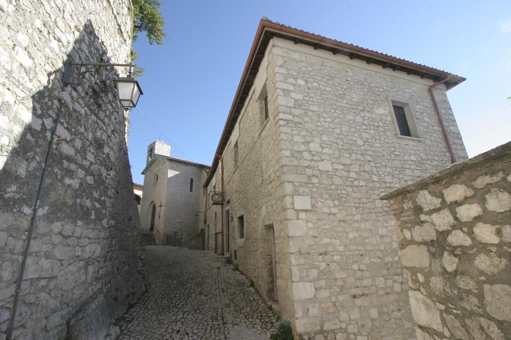 Locanda Il Falco Nero Fumone Dış mekan fotoğraf